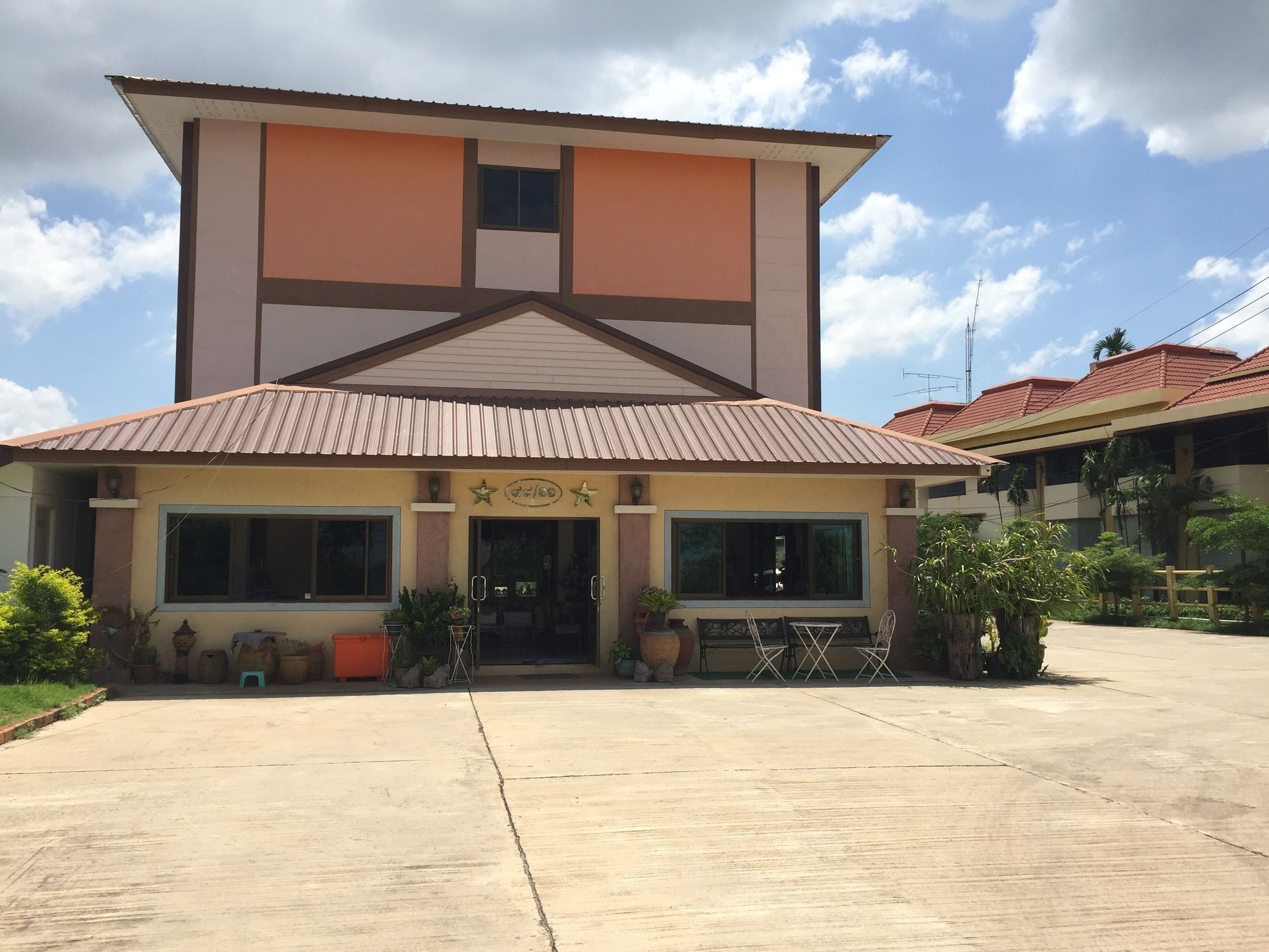 The Star Hotel Udon Thani Extérieur photo