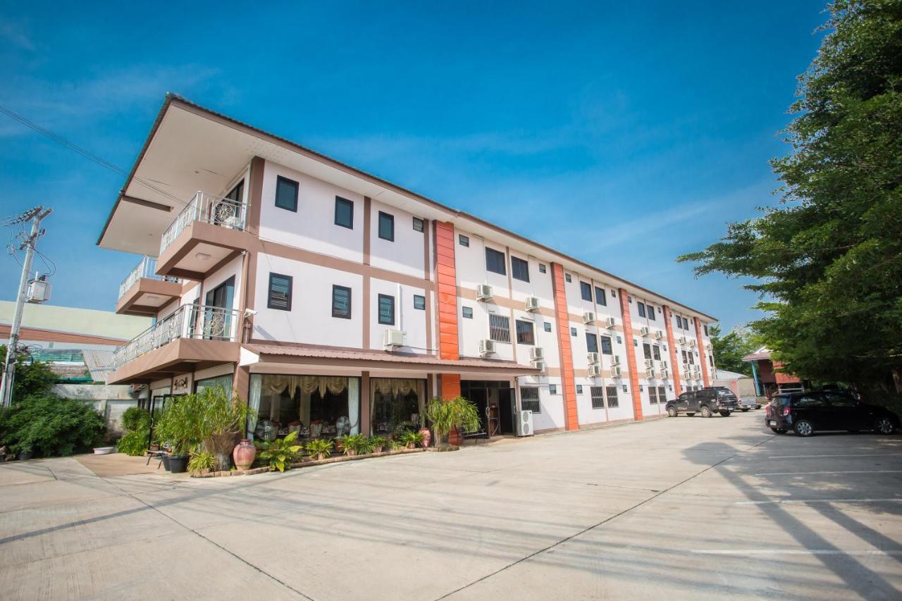 The Star Hotel Udon Thani Extérieur photo