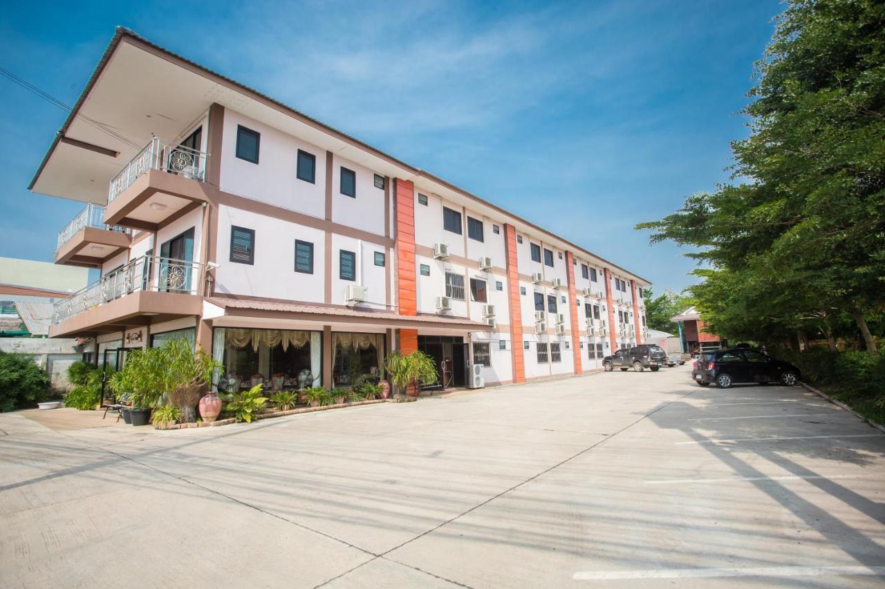The Star Hotel Udon Thani Extérieur photo